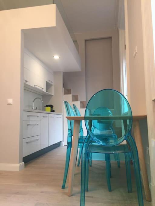 Stylish Apartment Near The River Budapest Bagian luar foto