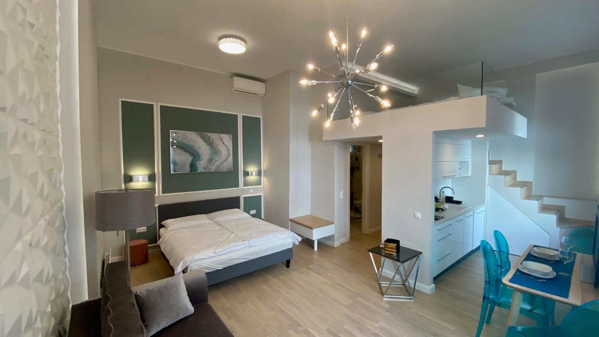 Stylish Apartment Near The River Budapest Bagian luar foto
